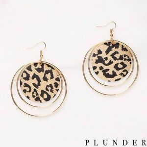 NWOT Plunder Marguerite Gold and Black Leopard Earrings